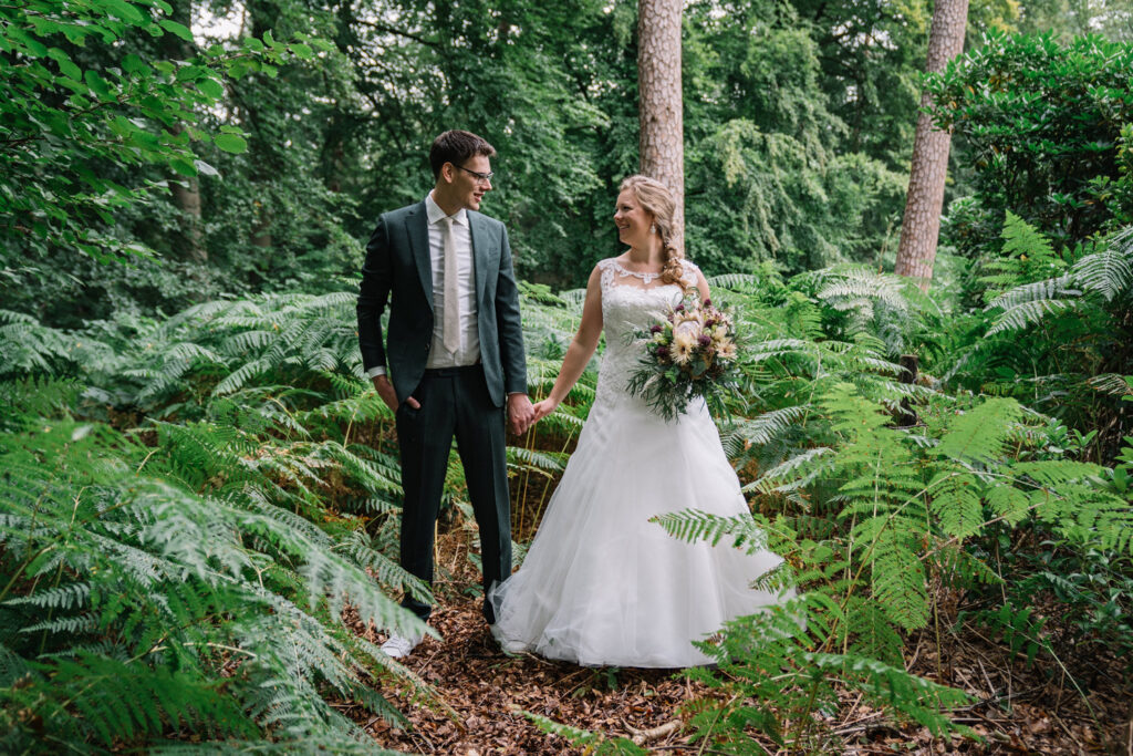 Bruiloft in het bos de treek via de mof in Leusden
